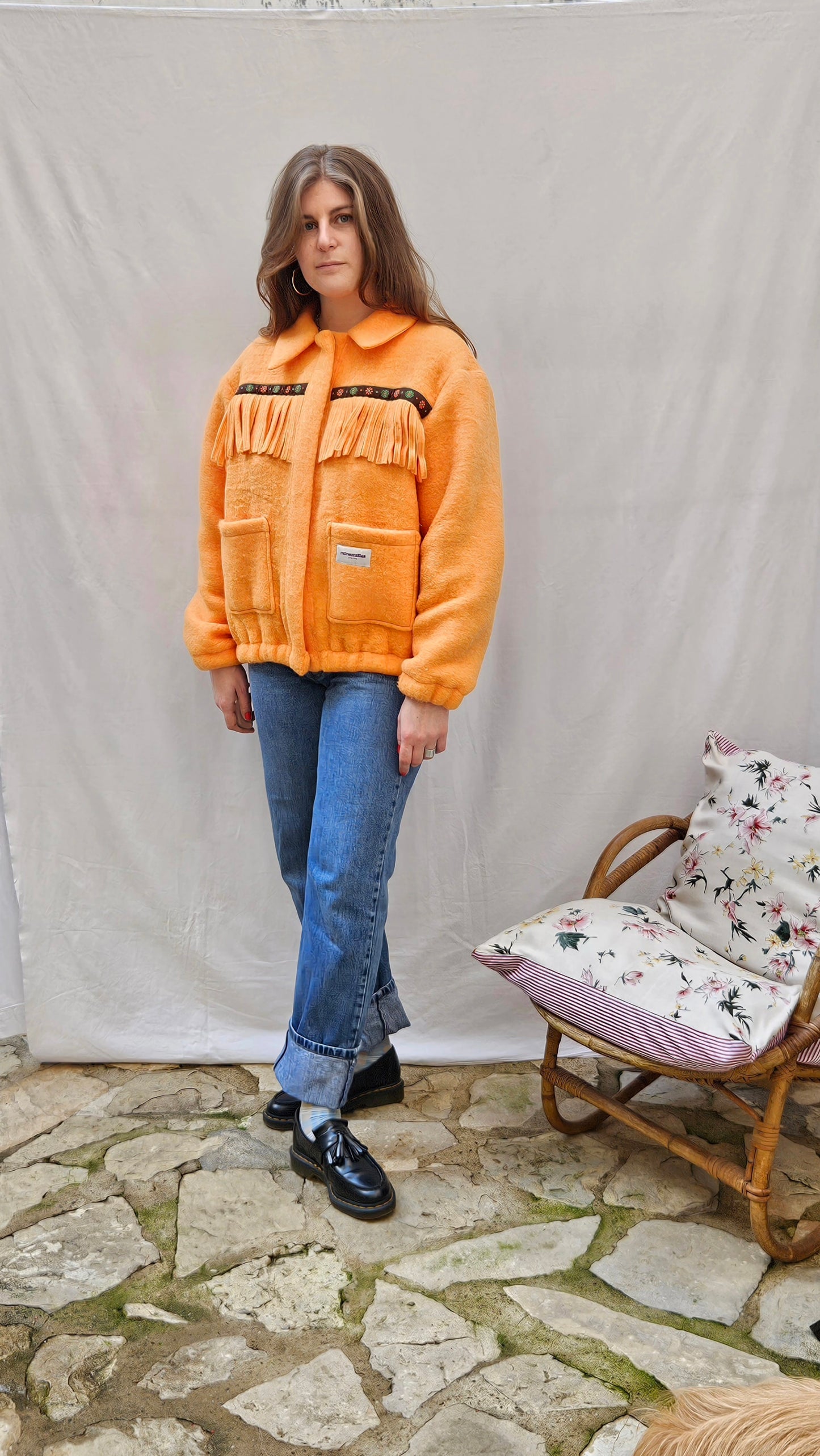 Veste couverture à franges et galon vintage
