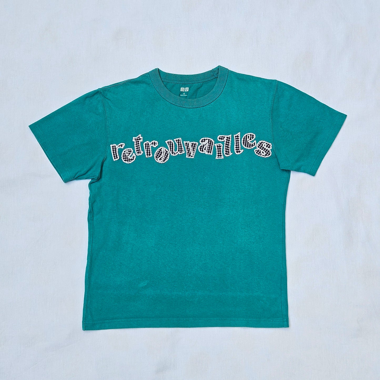 Tee-shirt logo