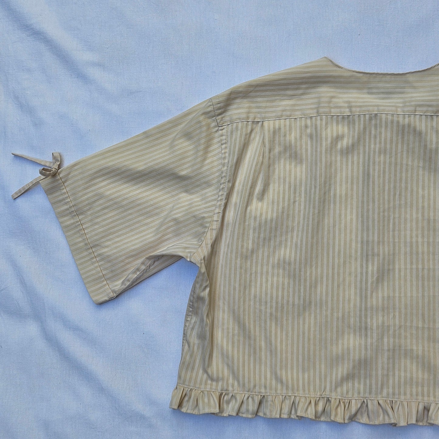 Blouse beige