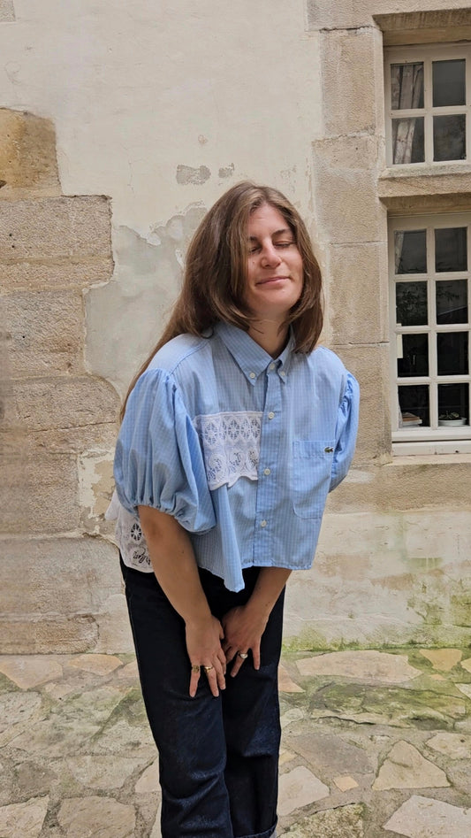 Blouse à crocodile carreaux et dentelle