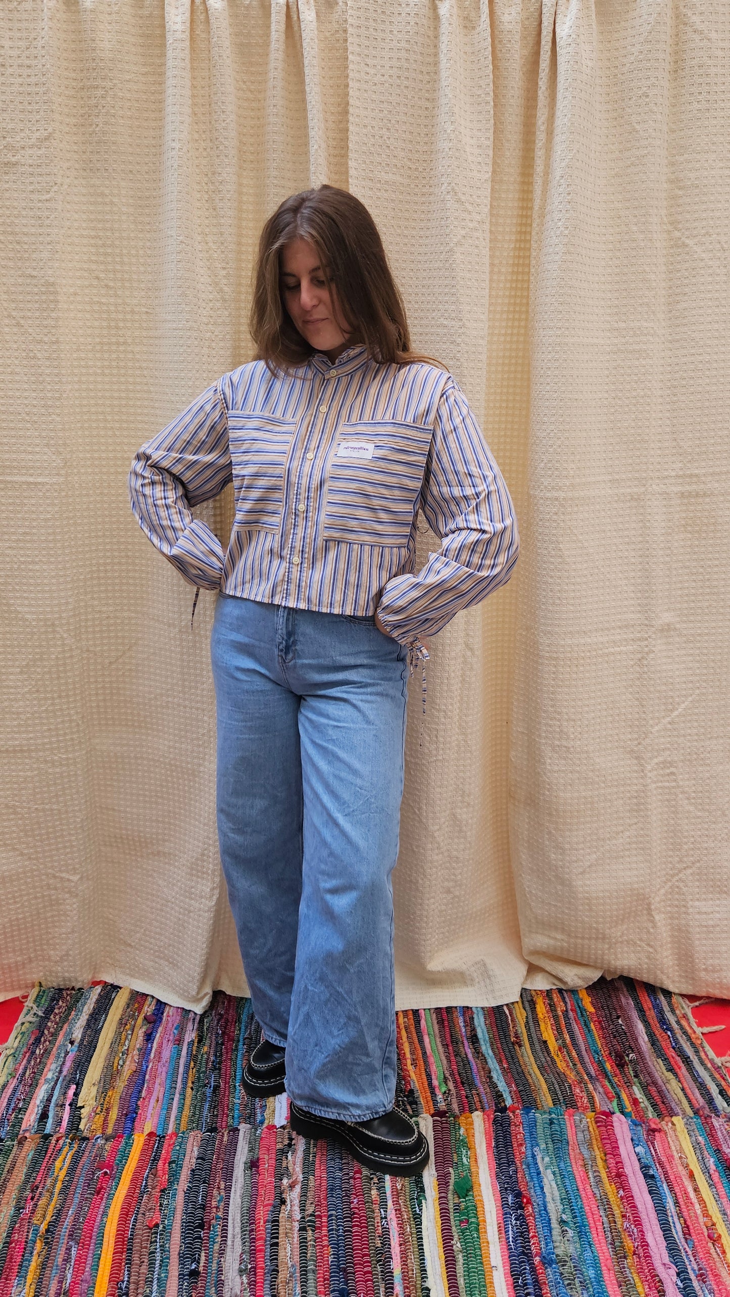 Chemise volants et fronces dos