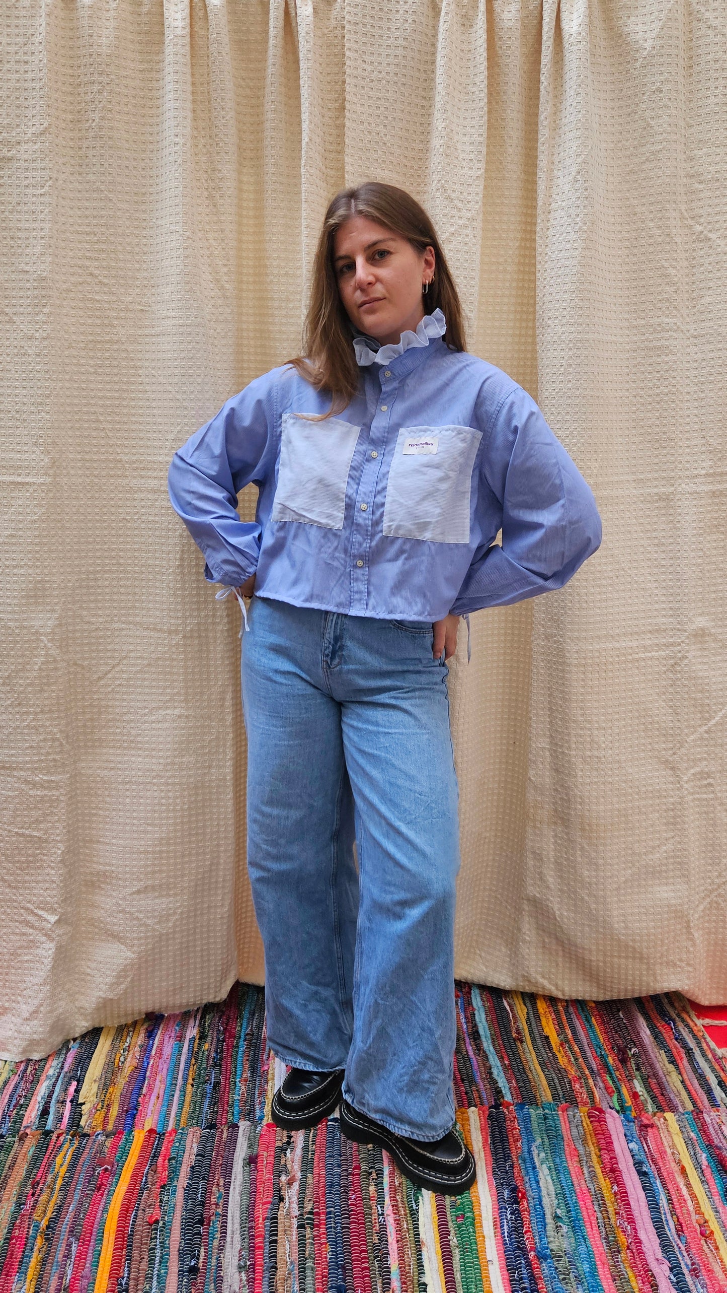 Chemise bicolore à volants