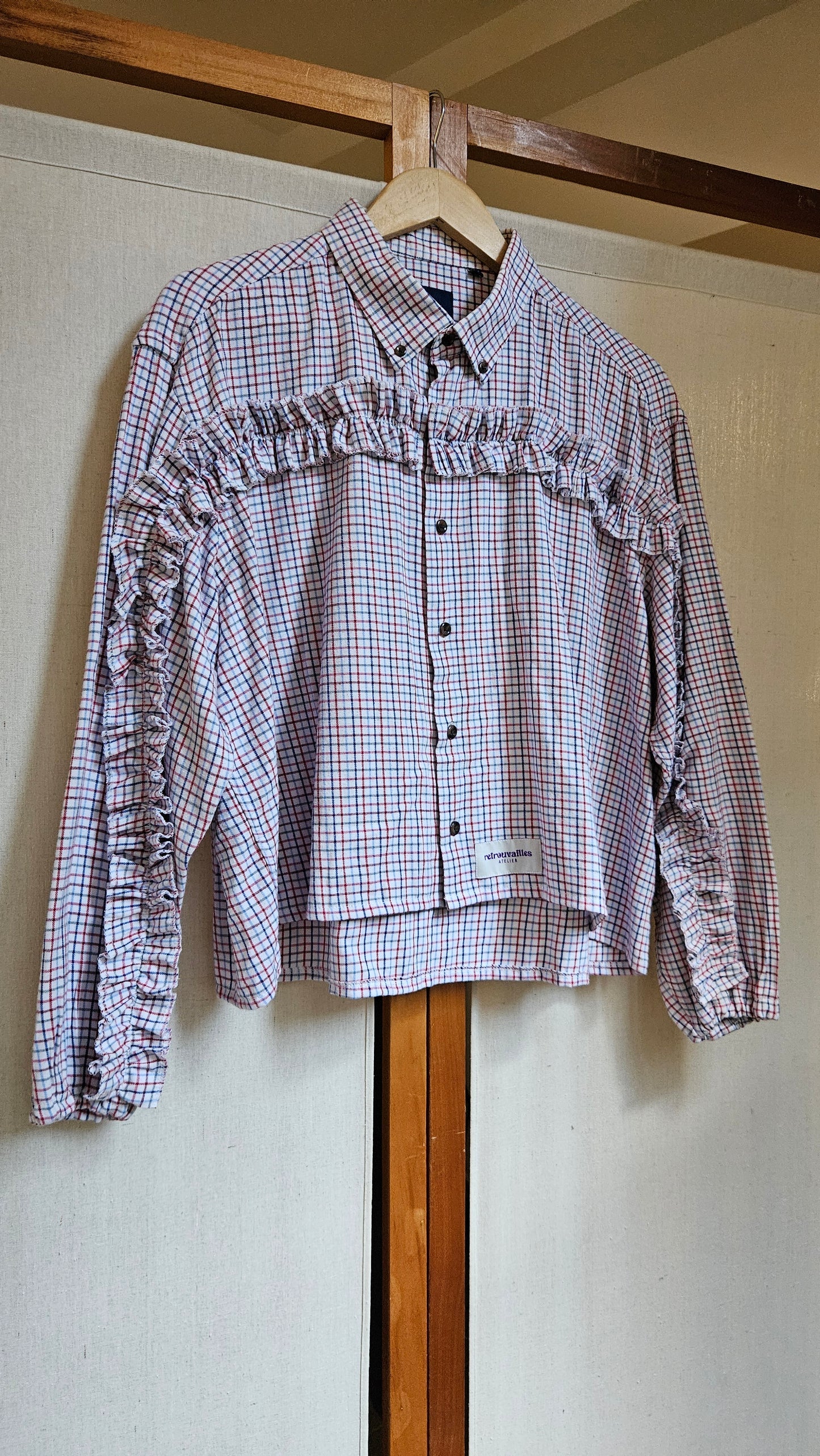 Chemise fronces froufrous