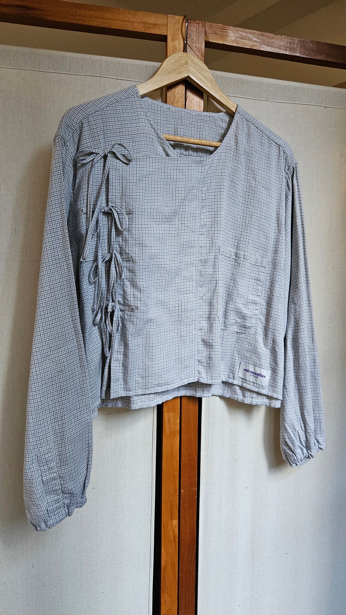 Chemise à nouer
