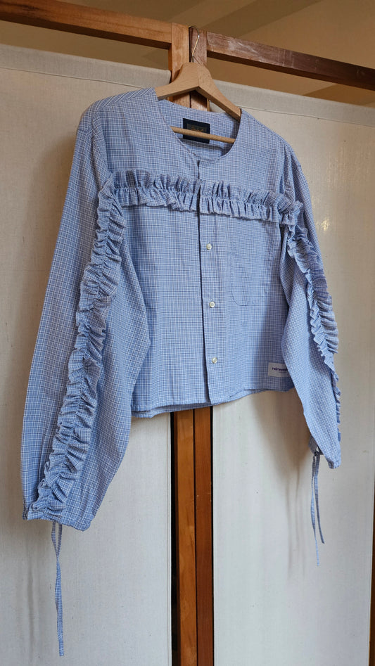 Chemise fronces froufrous