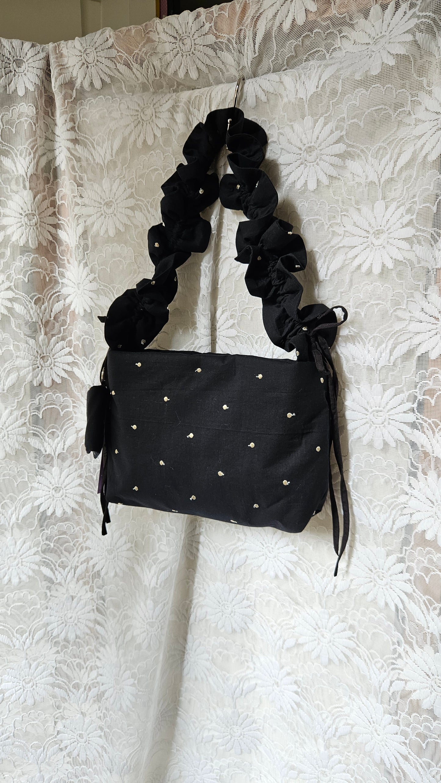 Sac 1 anse réglable noir pois dorés