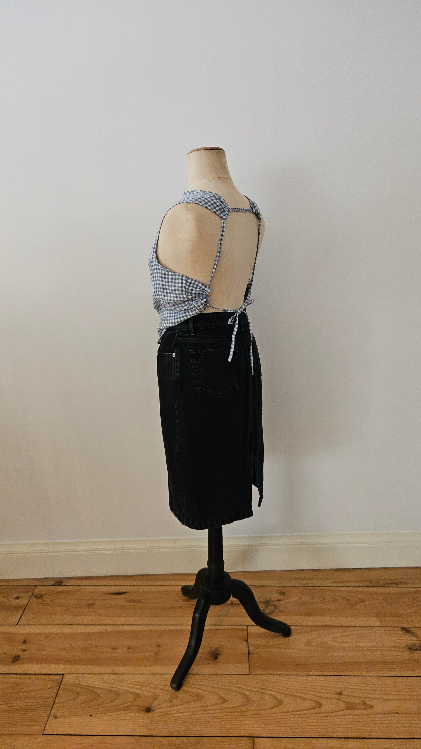 Blouse dos-nu à nouer