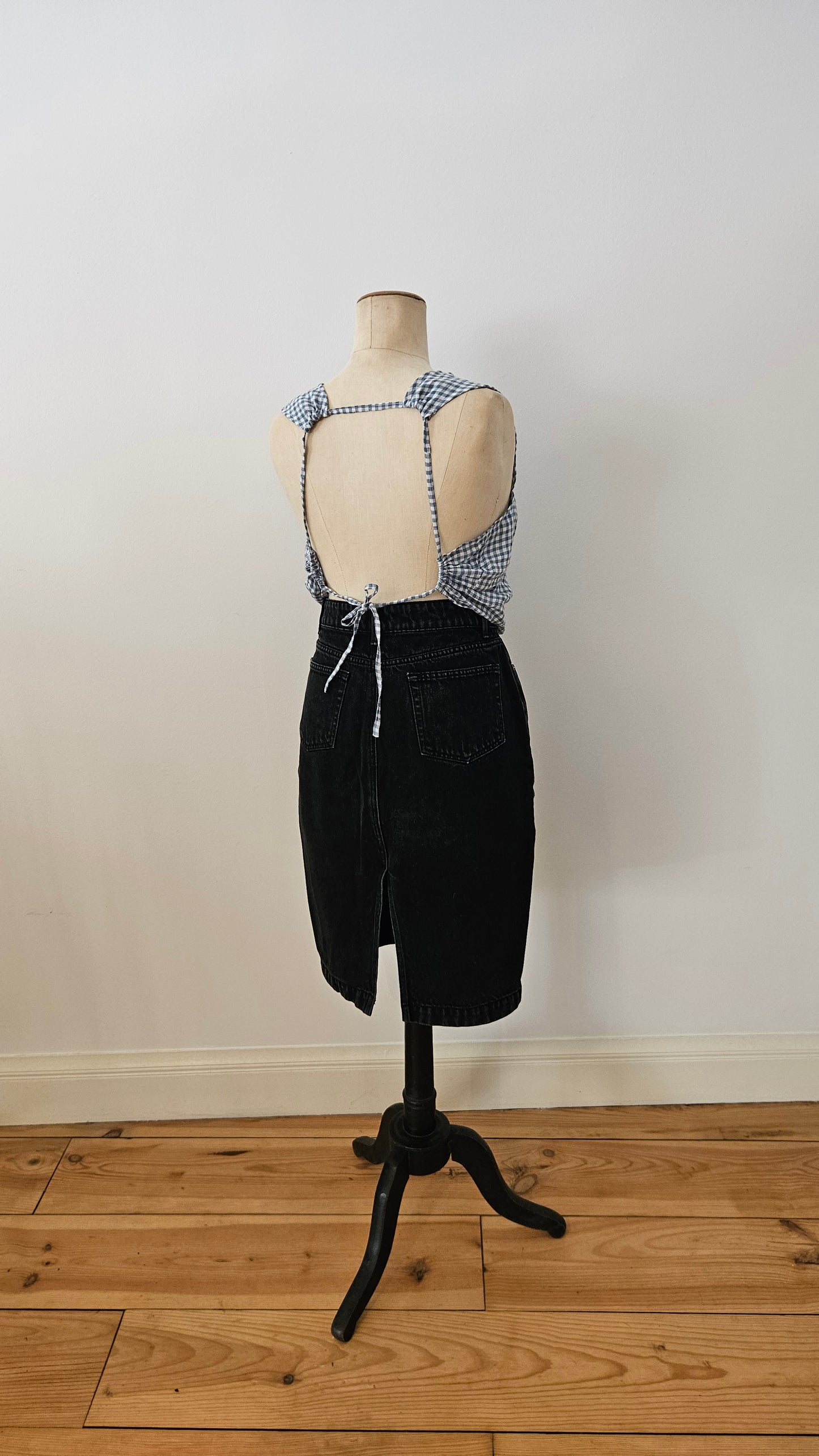Blouse dos-nu à nouer