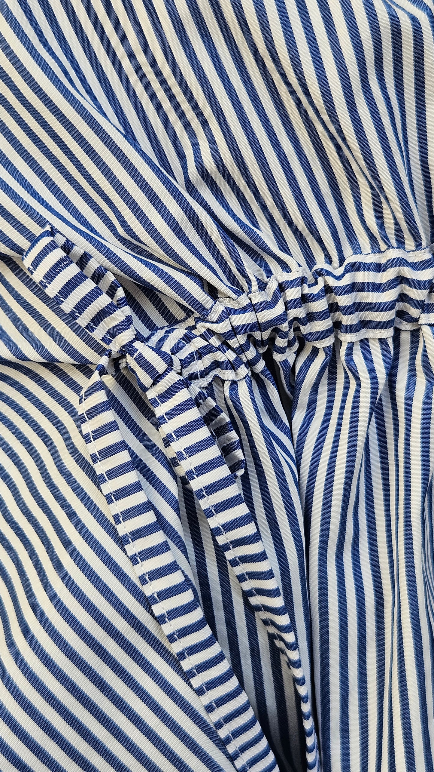 Blouse rayée à nouer