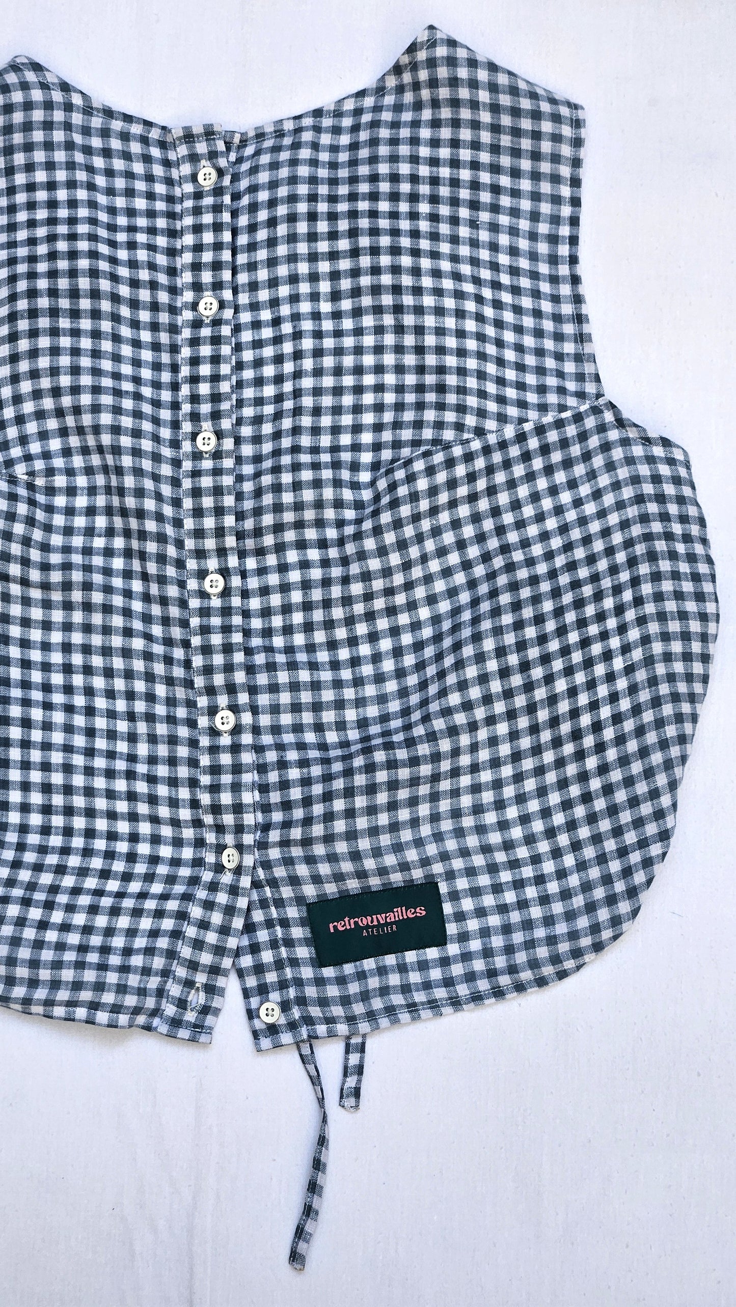 Blouse dos-nu à nouer