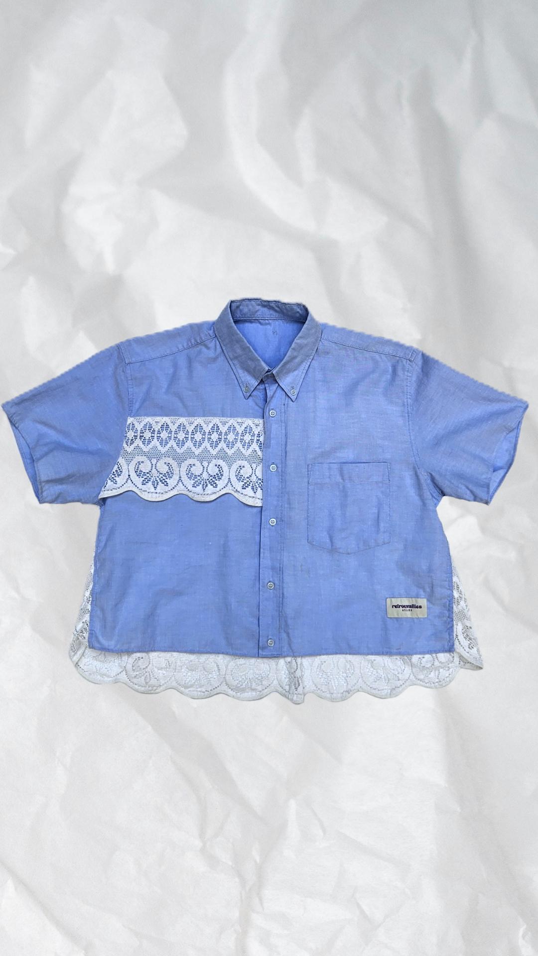 Blouse bleue dentelle