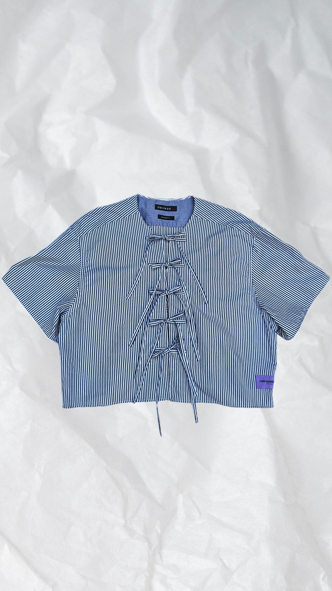 Blouse rayée à nouer