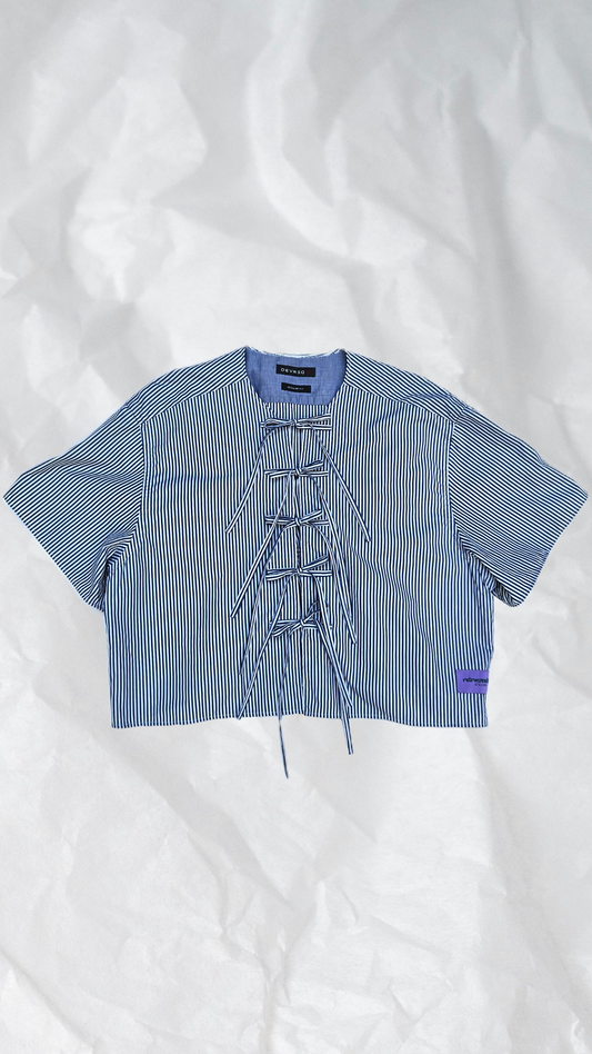 Blouse rayée à nouer