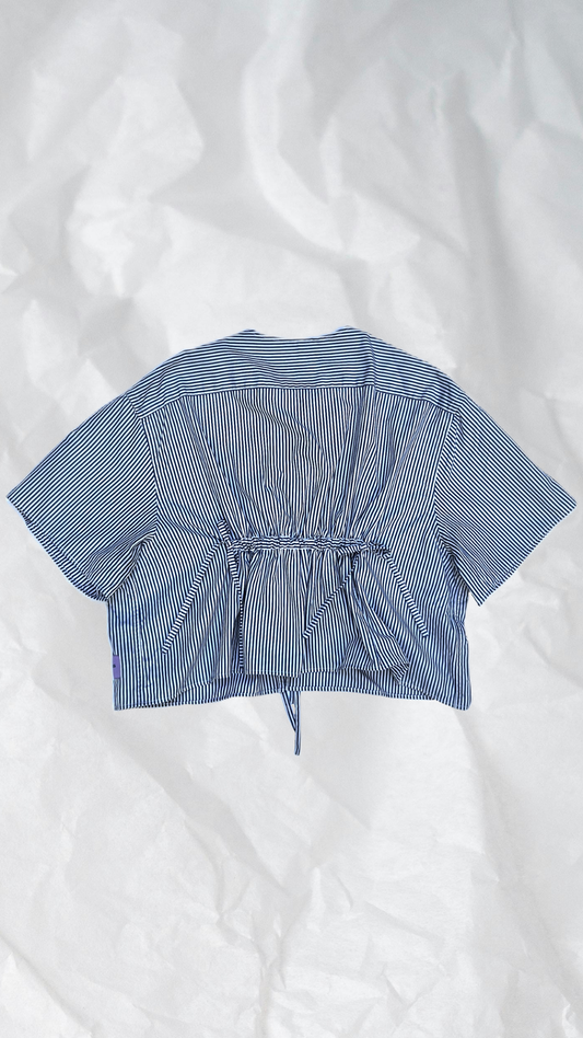 Blouse rayée à nouer