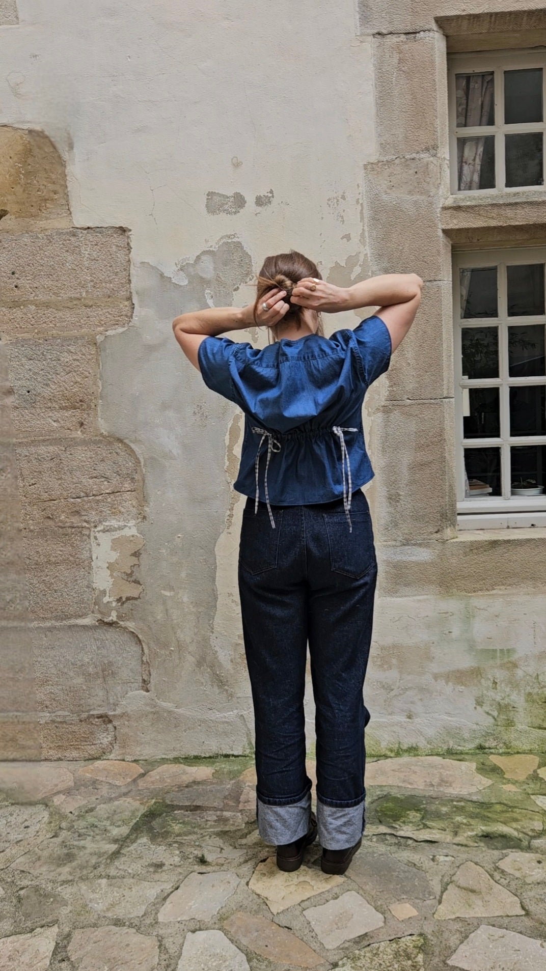Blouse denim à nouer