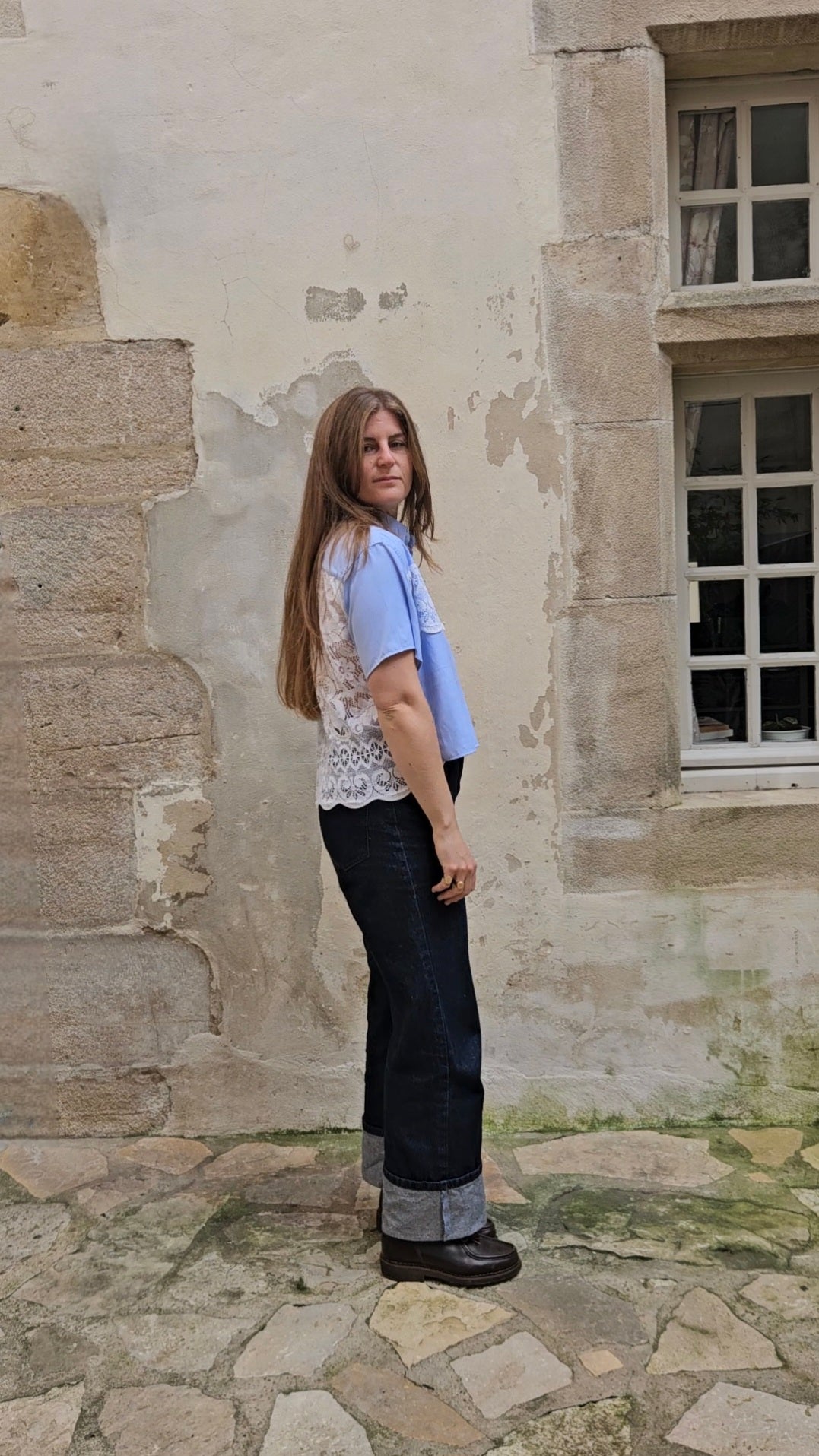 Blouse bleue dentelle
