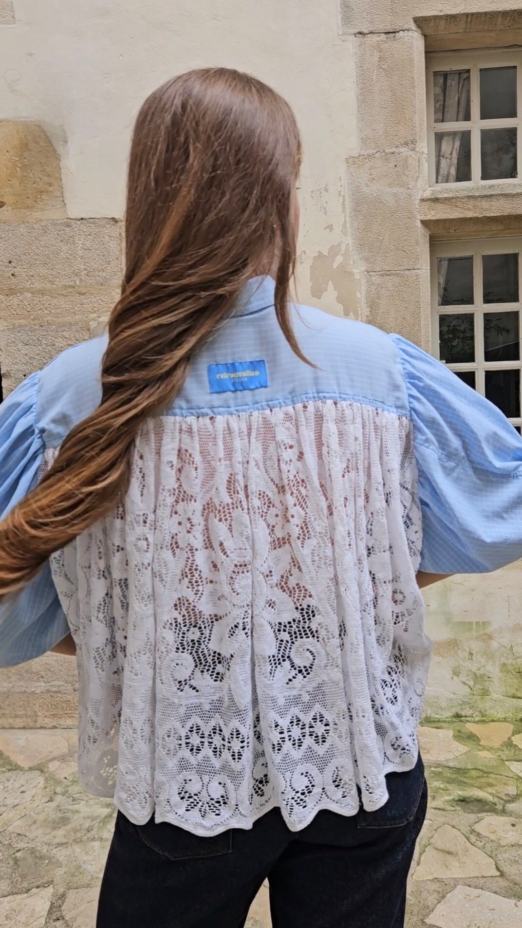 Blouse à crocodile carreaux et dentelle