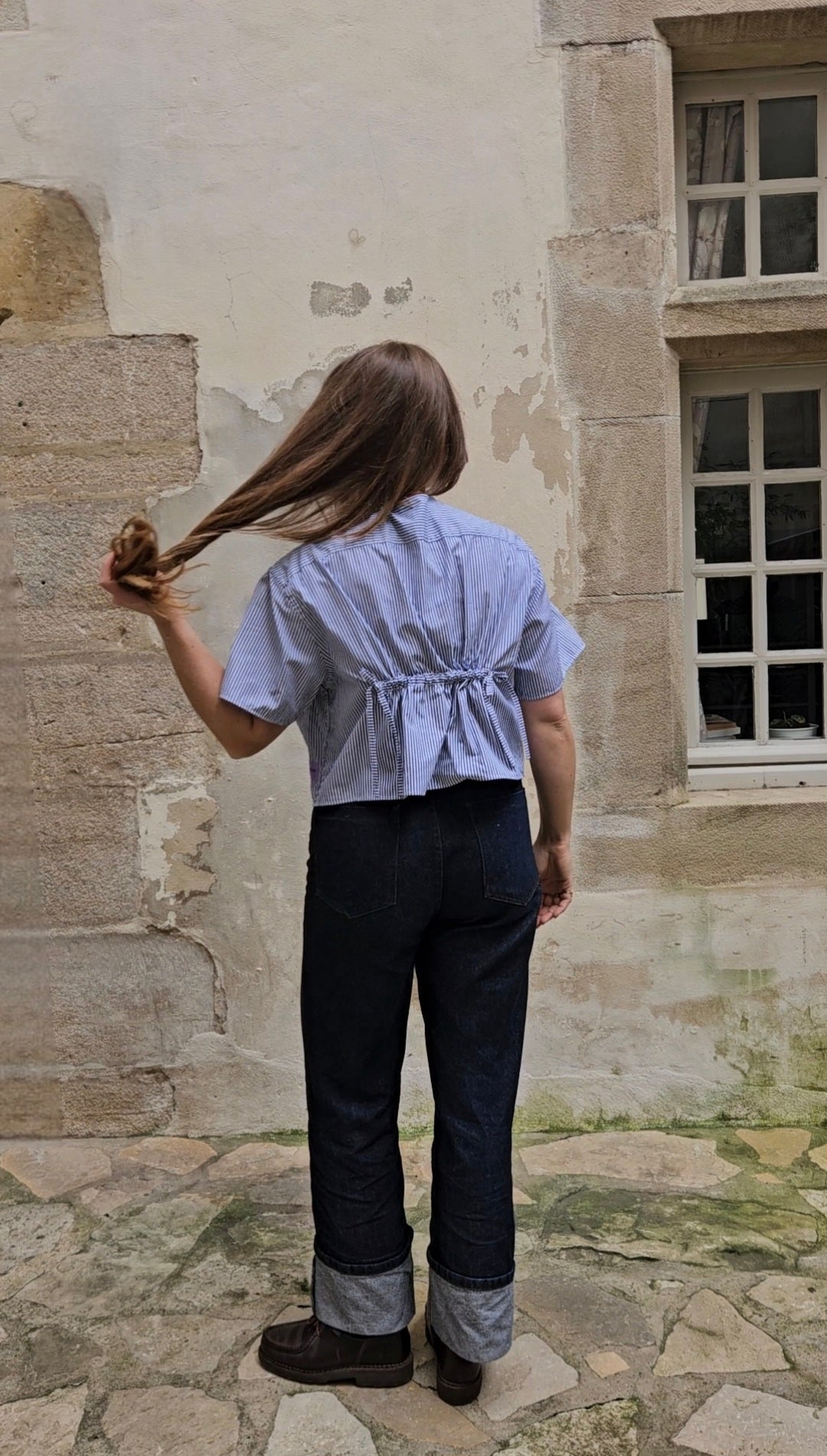 Blouse rayée à nouer