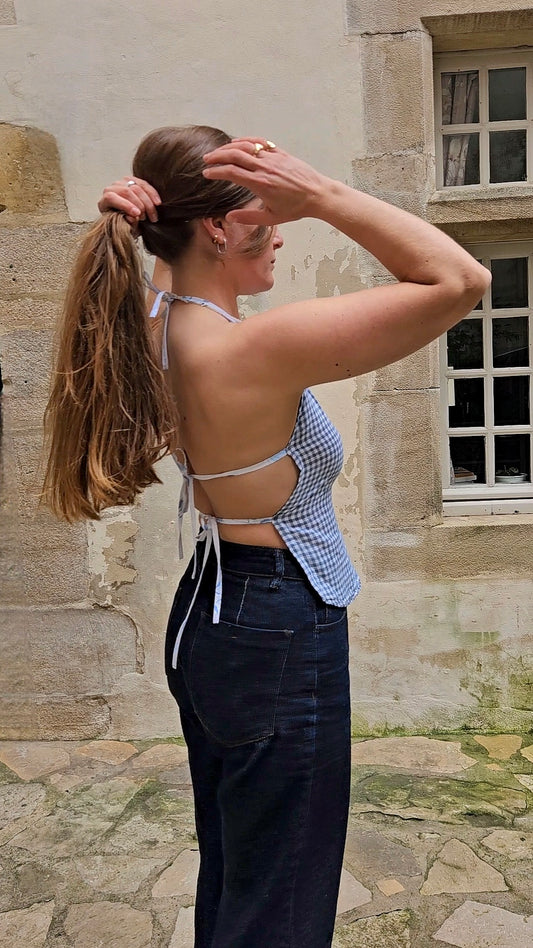 Top dos-nu à nouer